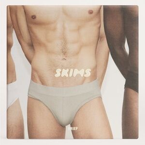 SKIMS Men's Stretch 3 Pack Briefs Color Chalk Size 3X